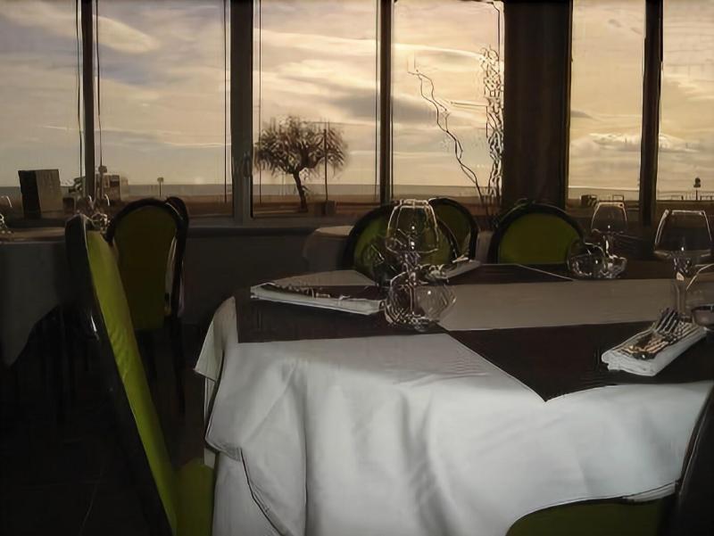 Logis Hotel Restaurant Le Mirador Portiragnes Buitenkant foto