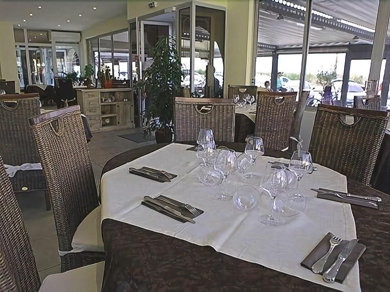 Logis Hotel Restaurant Le Mirador Portiragnes Buitenkant foto