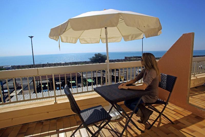 Logis Hotel Restaurant Le Mirador Portiragnes Buitenkant foto