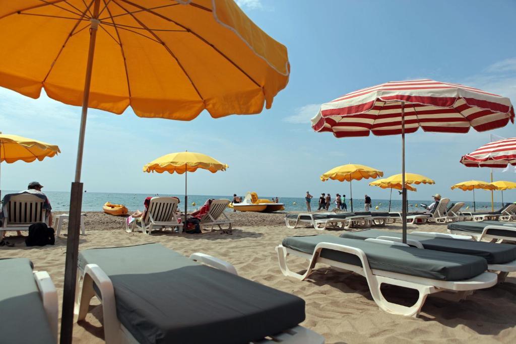 Logis Hotel Restaurant Le Mirador Portiragnes Buitenkant foto