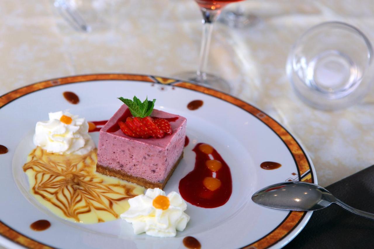 Logis Hotel Restaurant Le Mirador Portiragnes Buitenkant foto